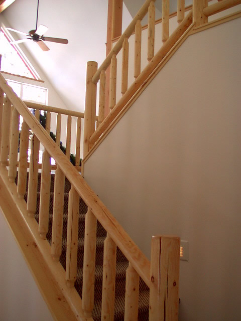 Click here to see more pictures of the  stairway.
